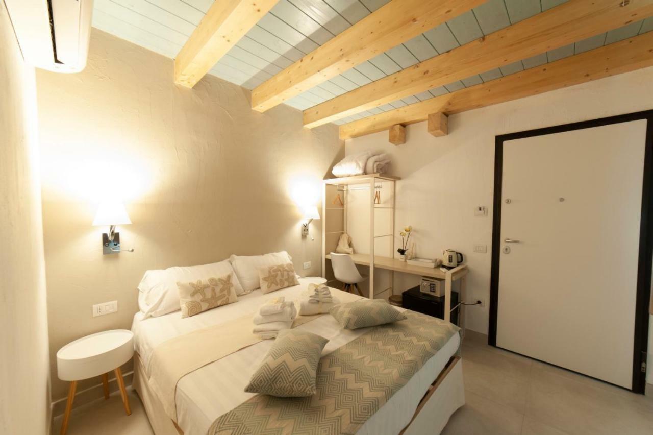 Perdas Rooms Villasimius Exterior foto